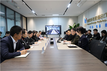 2月21日，進(jìn)出口公司傳達(dá)學(xué)習(xí)陜外集團(tuán)深化“三個(gè)年”活動(dòng)暨“二次創(chuàng)業(yè)”推進(jìn)會(huì)精神。_副本.jpg